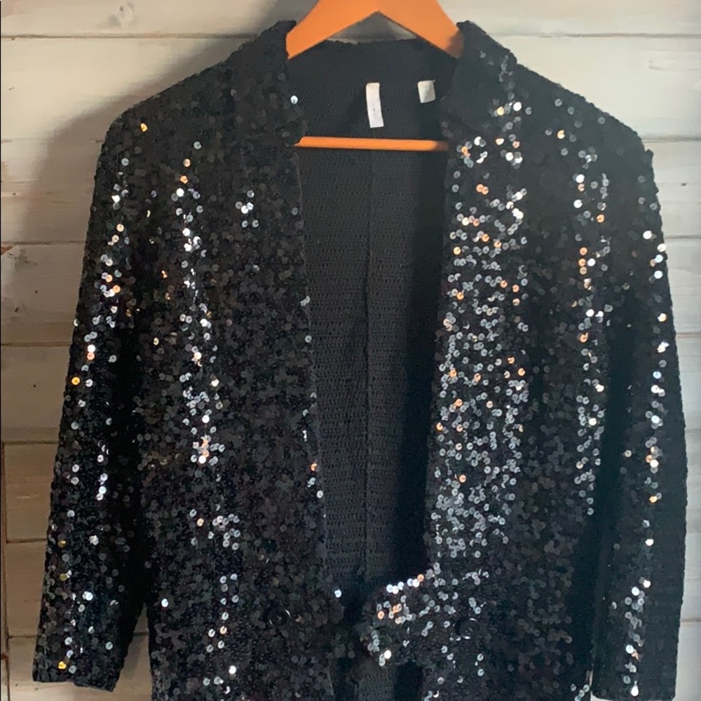 Long black Iisli sequin jacket